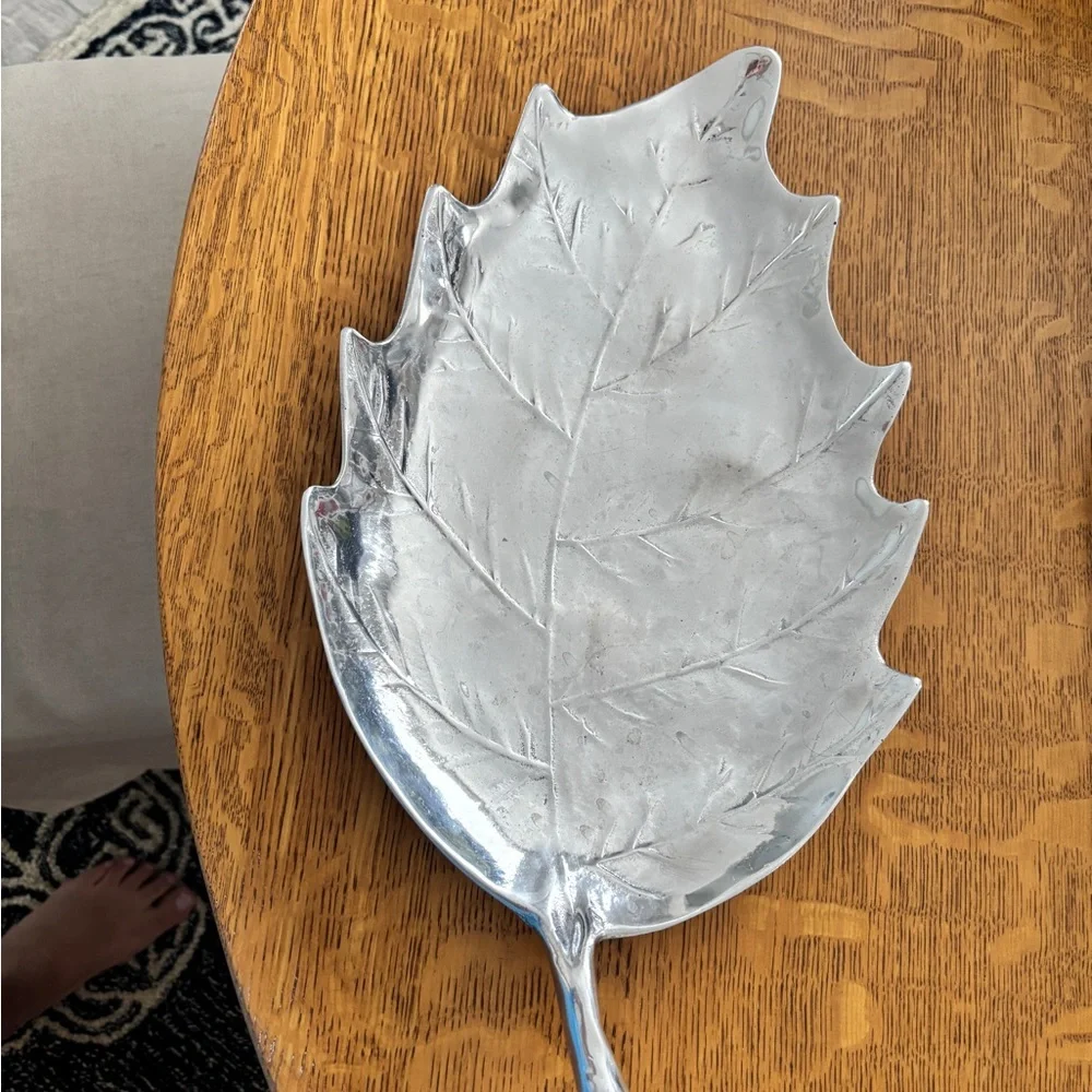 Mariposa Silver Leaf Serveware Tray